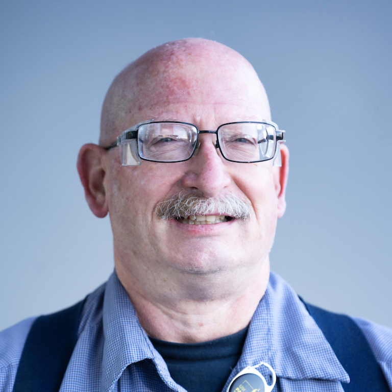 Frauenholz, Richard